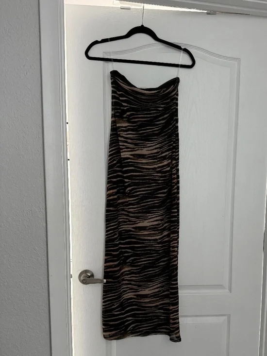 NWT - Striped Fitted Maxi - Picture 1 of 5